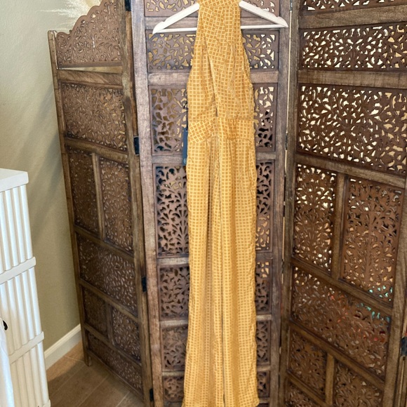 NEW House of Harlow 1960 X REVOLVE Karen Jumpsuit - Picture 5 of 5